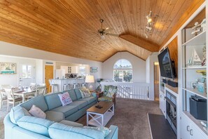 Top Level Living Area