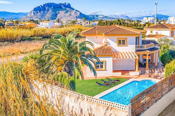 Villa Noguera Mediterraneo image