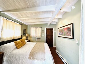 Clean and comfortable Queen bed.