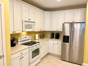 Fully equipped kitchen