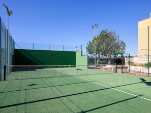 Sportveranstaltung, Tennisplatz, Netz, Gras, Die Architektur, Grundeigentum, Tennis, Baum, Kunstrasen, Basketball Platz