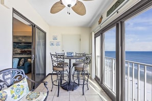 GT08D Balcony Area