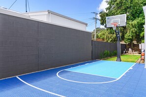 Sport court