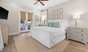 1st Floor King Suite with private screened-in patio