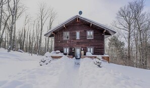 Chalet - Winter