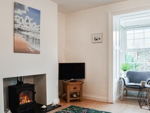 Living room/dining room | Bithecutt Cottage, Bude