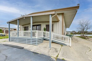 House Exterior | Single-Story Home