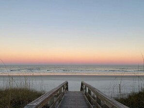 Embrace the Dawn: Wake up to the breathtaking beauty of the sunrise