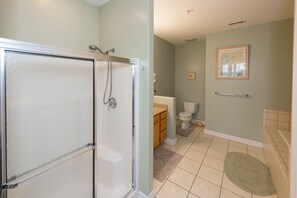 Queen Primary Attached Bath