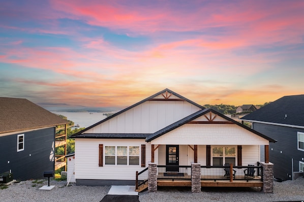 Welcome to Moonstone Lodge...your luxe getaway in the Ozarks.