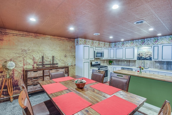 Smethport Vacation Rental | 2BR | 2.5BA | 2,000 Sq Ft | Stairs Required