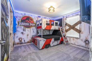 2nd Floor Jurassic Park Room (Bunk Bed)