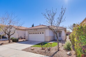 House Exterior | Garage (1 Vehicle) | Driveway (2 Vehicles) | Street Parking