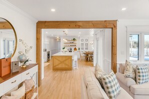 Open concept kitchen, dining area & living room all seamlessly connected
