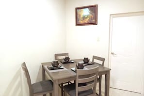 ...PROPERTY VIDEOS ON TIKTOK @MIRANDO_PLACE_JAMAICA