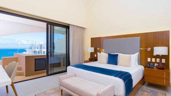 Luxury 3 BR Oceanfront Suite