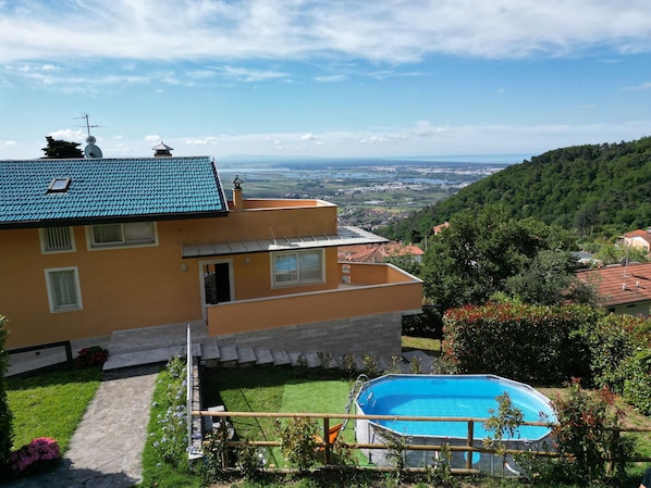 Garden, Outdoor, Pool