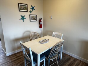 5 Dining