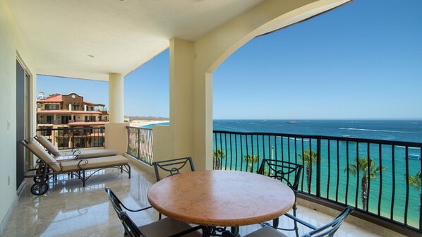 Private Terrace with Furniture