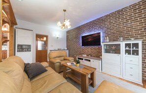 Living room 1