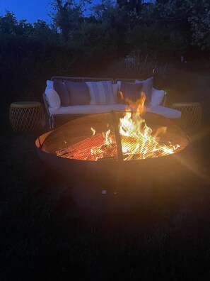 FirePit in the Backyard