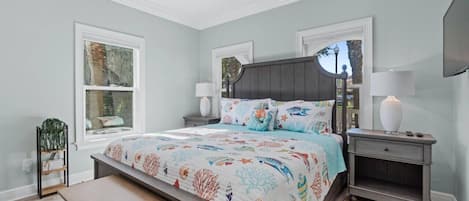 King size bed.
