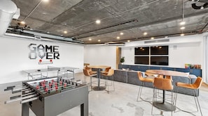 Spielezimmer