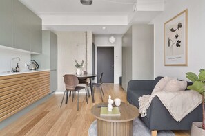 Dining area / living area