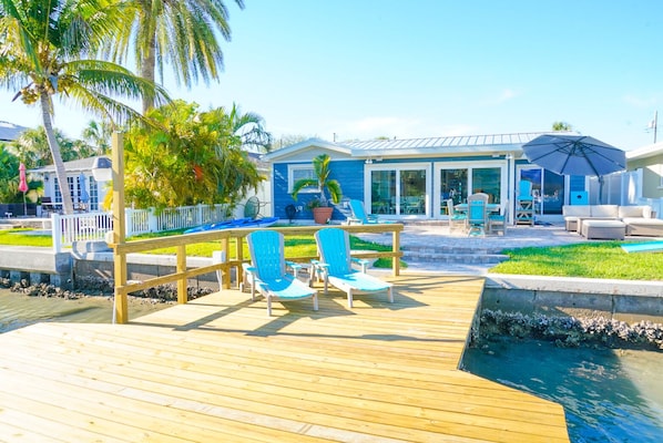 Champagne Bay has a private dock for guests to tie up their boats or fish off the end.