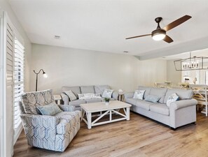 Living Room at 785 Queens Grant