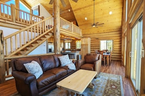 Bright, comfortable living space to relax in