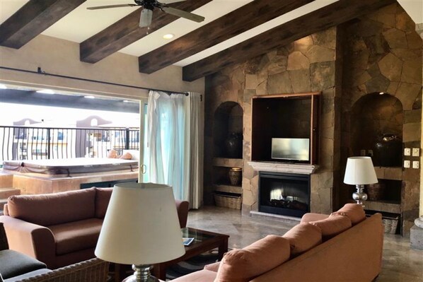 Spacious  Living room