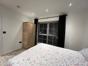 Flat 6