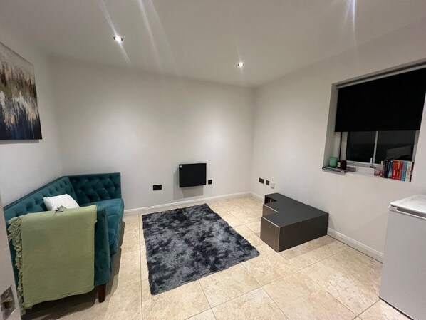 Flat 6