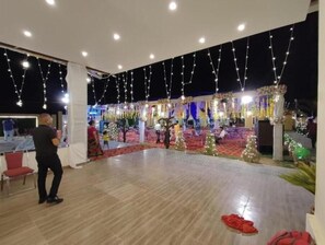 Espace banquet en plein air