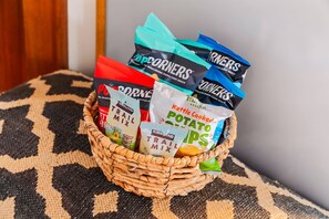 Complementary Basket