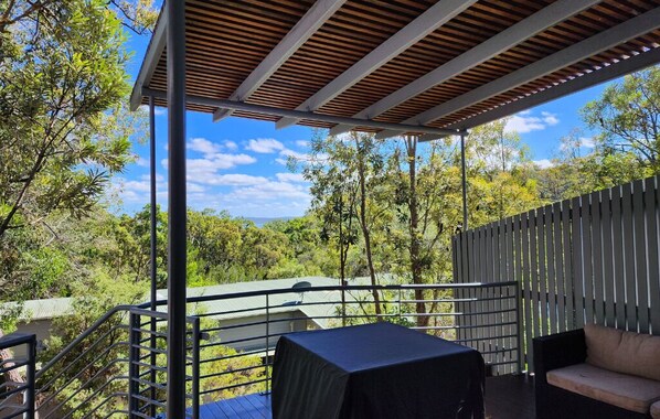 Fraser island holiday accomodation villa 637 view from deck furniture