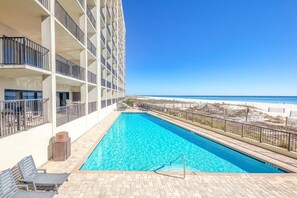 Gulf-front Pool