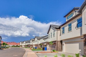 Safe clean vacation home community