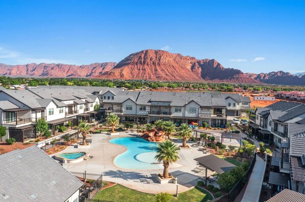 Our beautiful pool for the complex