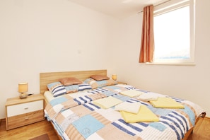 Schlafzimmer 2