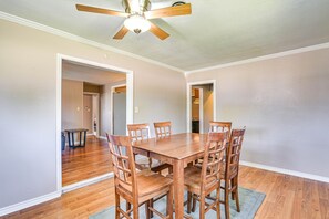 Dining Room | Dishware & Flatware Provided