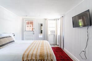 Queen bed