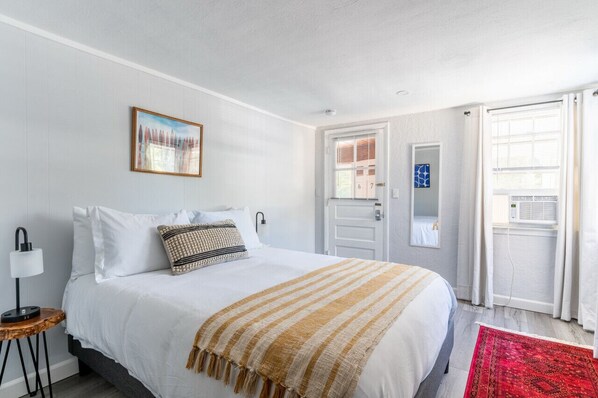Queen bed