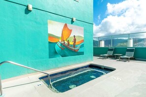 Rooftop hot tub