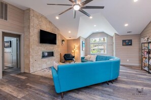 175 Jacana - Living Room