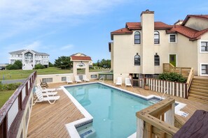 OH55: Cinco de Mayo | Private Pool Area