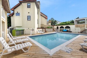 OH55: Cinco de Mayo | Private Pool Area