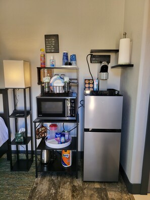 Kitchenette Area