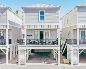Free standing home with carport large enough to fit 4 vehicles depending on size